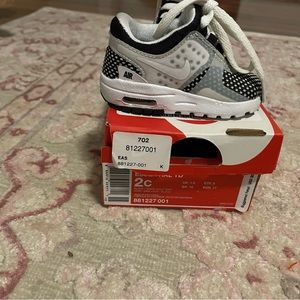 Baby Nike air max zero. Never worn
